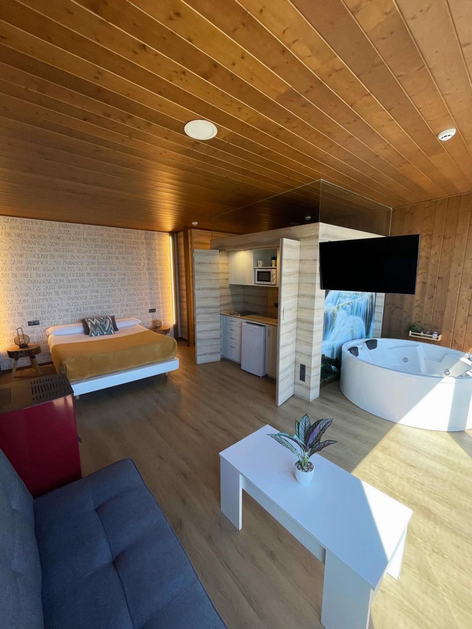 Cabanas Fisterra Villa *