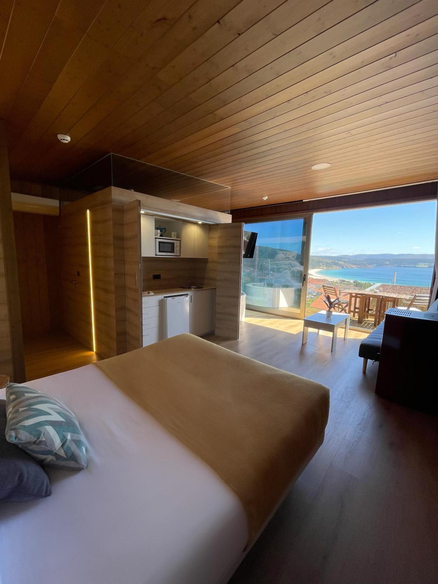 Cabanas Fisterra * Finisterre